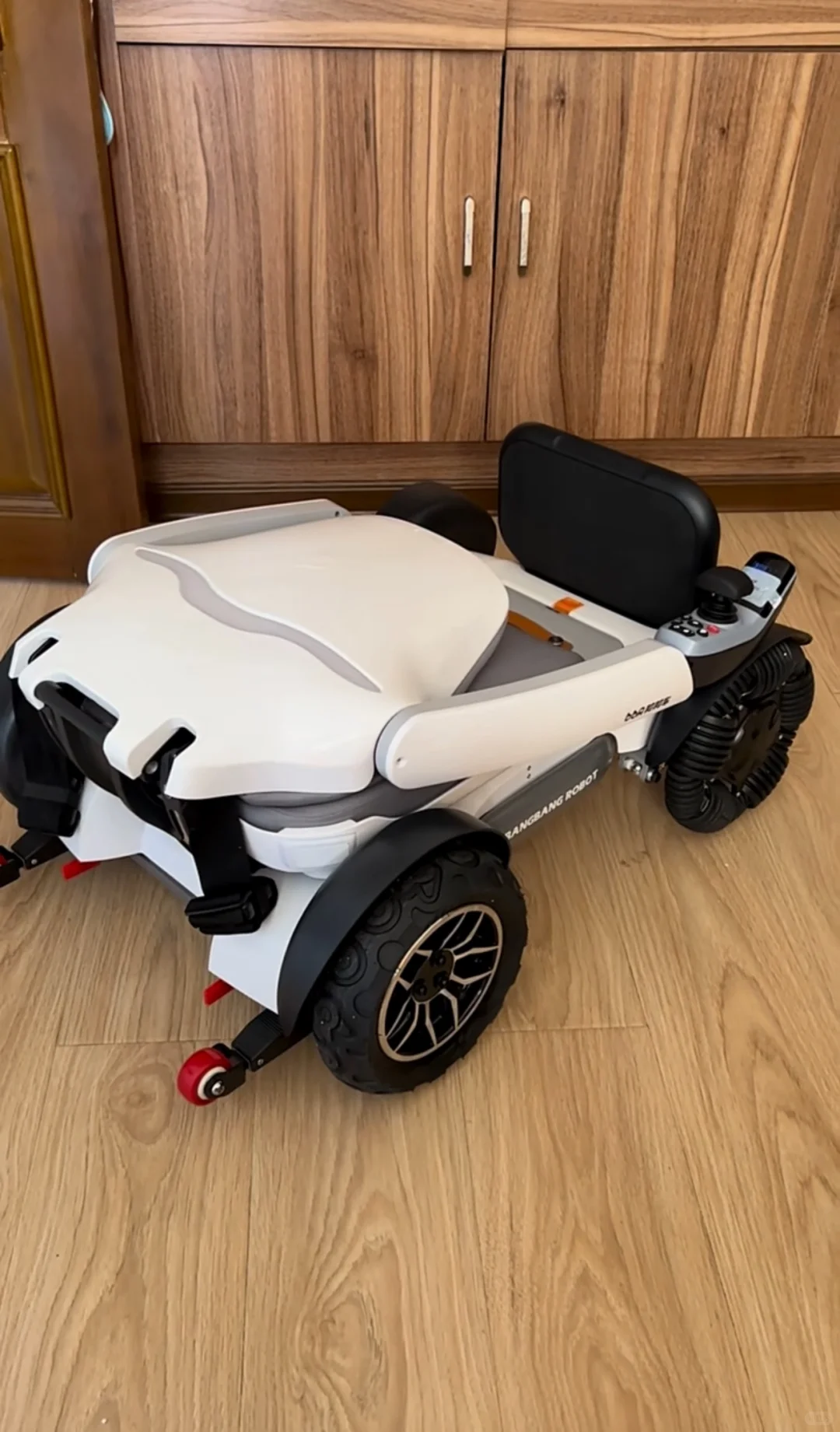 1040g0083170aaje93m1g5oiov87ocigcsn41ae0nd dft wlteh webp 3.webp